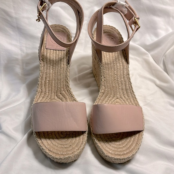 Tory Burch Shoes - Tory Burch Womens Laurel Wedge Espadrille Sandal